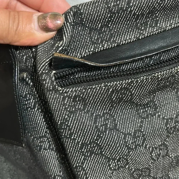 Gucci waist/sling bag - Picture 7 of 8